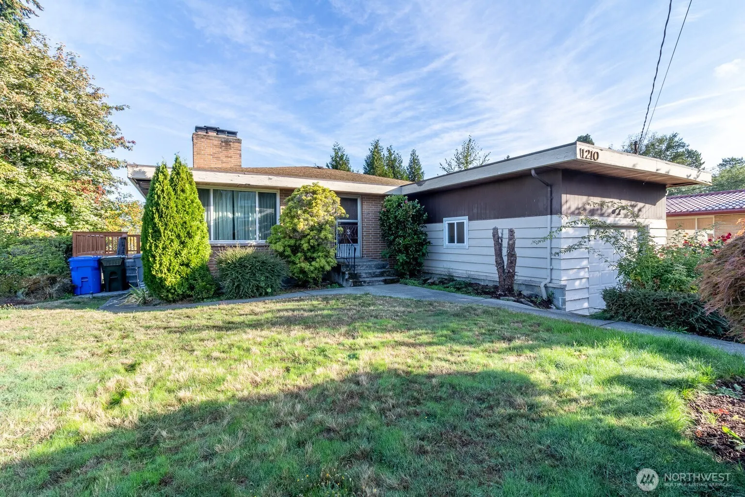 1210 N 33rd Place , Renton, WA 98056