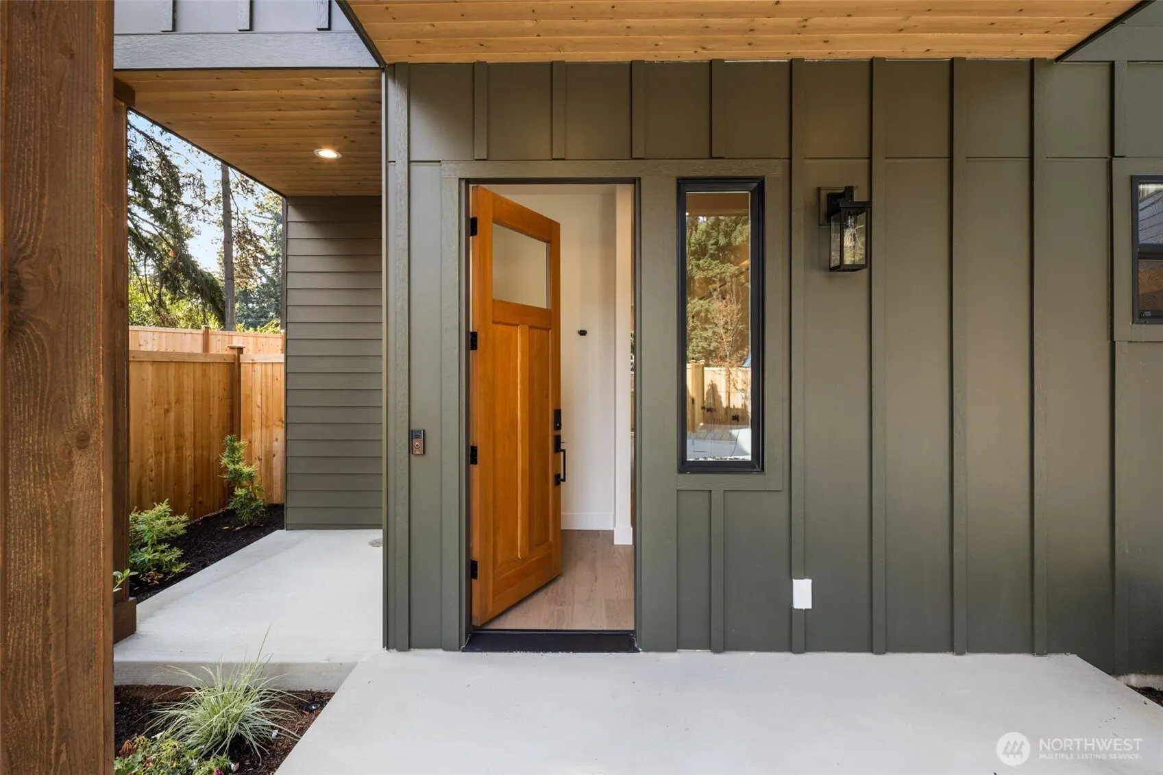 13633 103rd NE, Kirkland, WA 98034