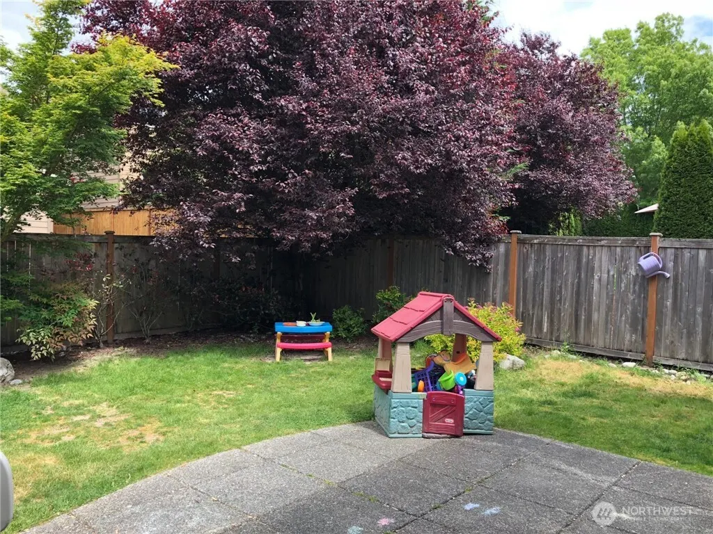 16652 NE 120th Street NE, Redmond, WA 98052