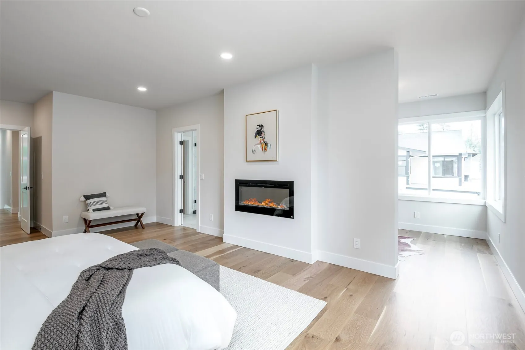 12648 NE 80th Street , Kirkland, WA 98033