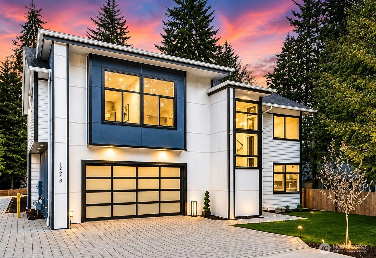 12648 NE 80th Street , Kirkland, WA 98033