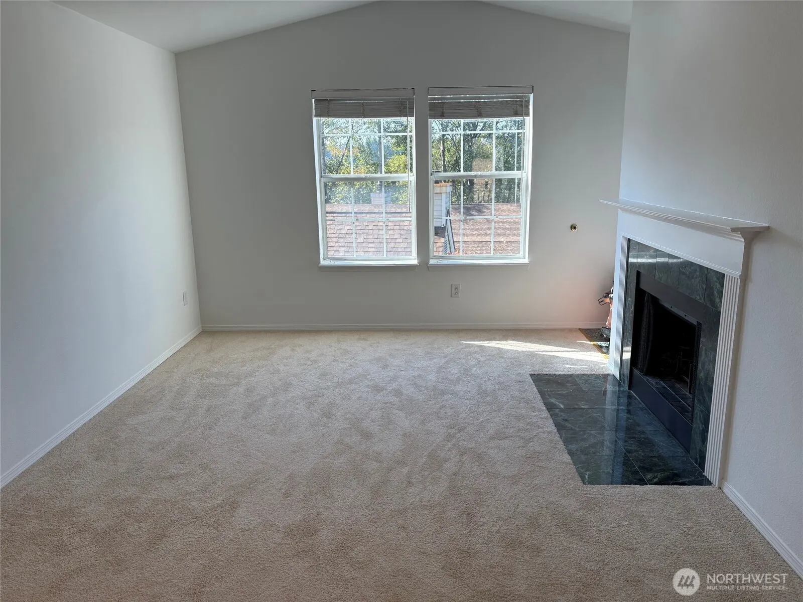 2640 118th Avenue SE #301, Bellevue, WA 98005
