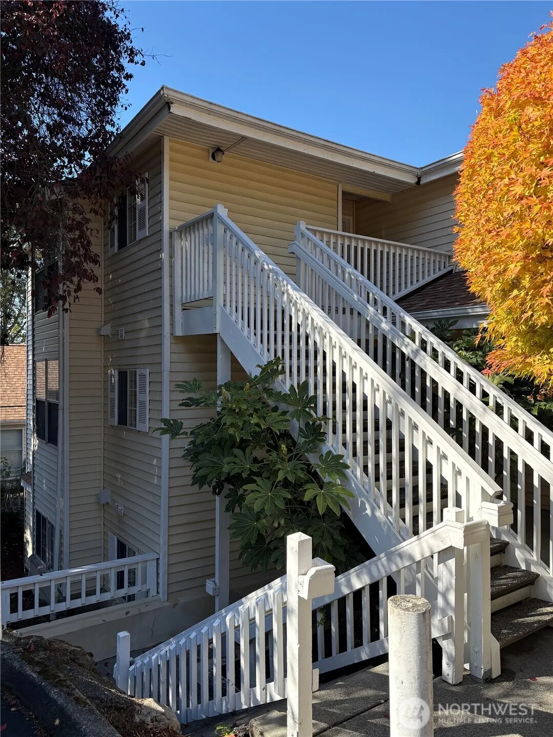 2640 118th Avenue SE #301, Bellevue, WA 98005
