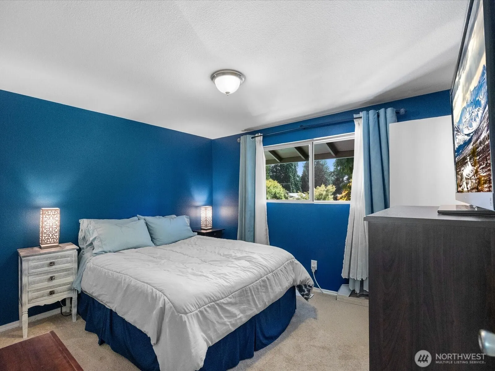19310 1st Avenue SE, Bothell, WA 98012
