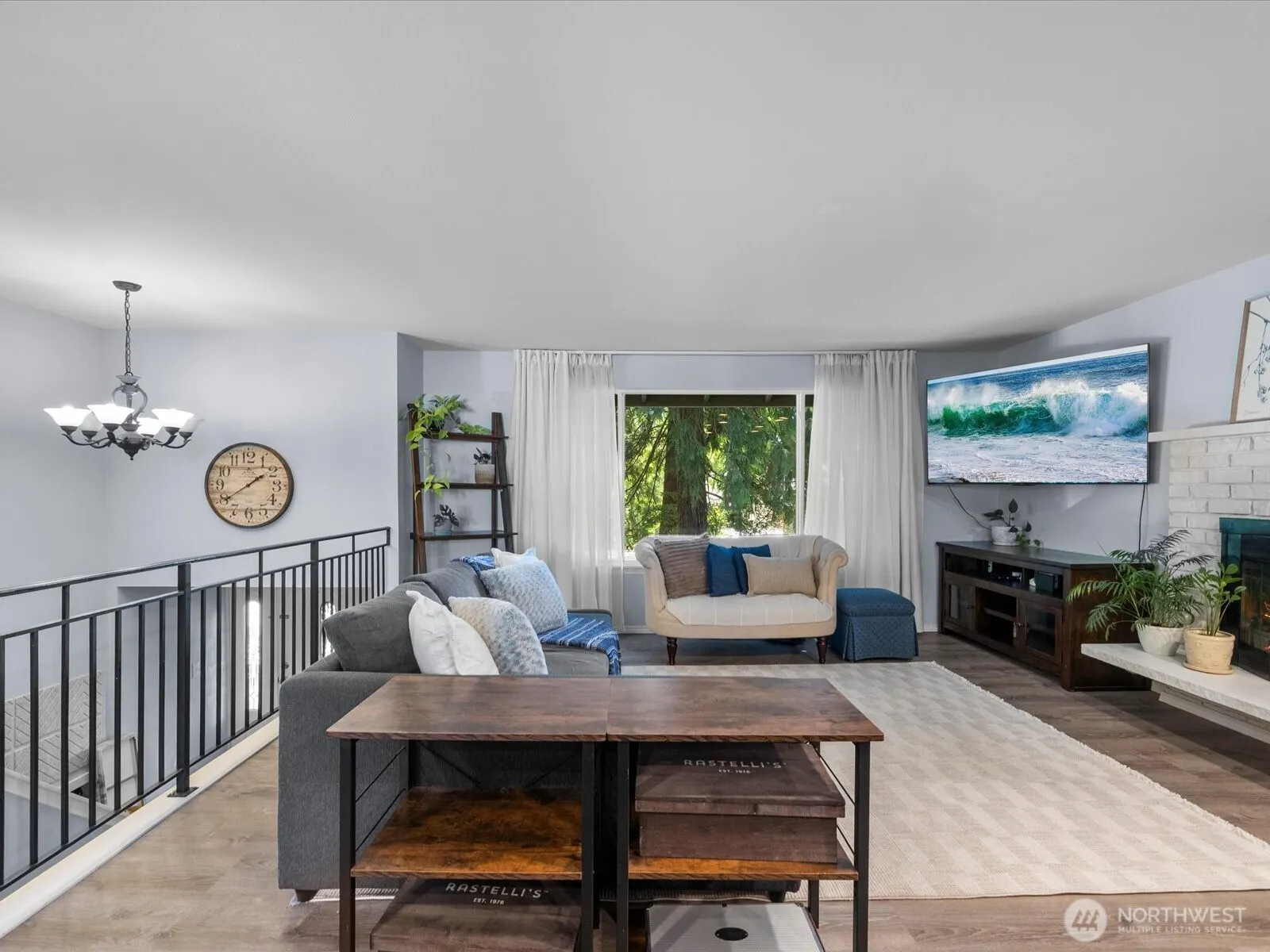 19310 1st Avenue SE, Bothell, WA 98012