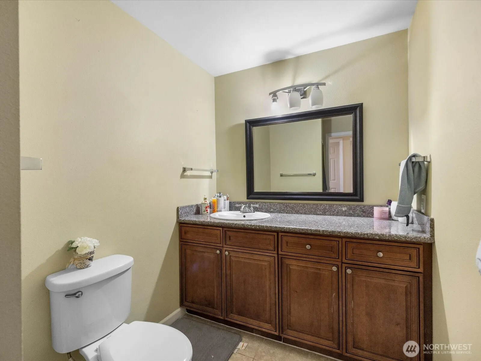 19310 1st Avenue SE, Bothell, WA 98012