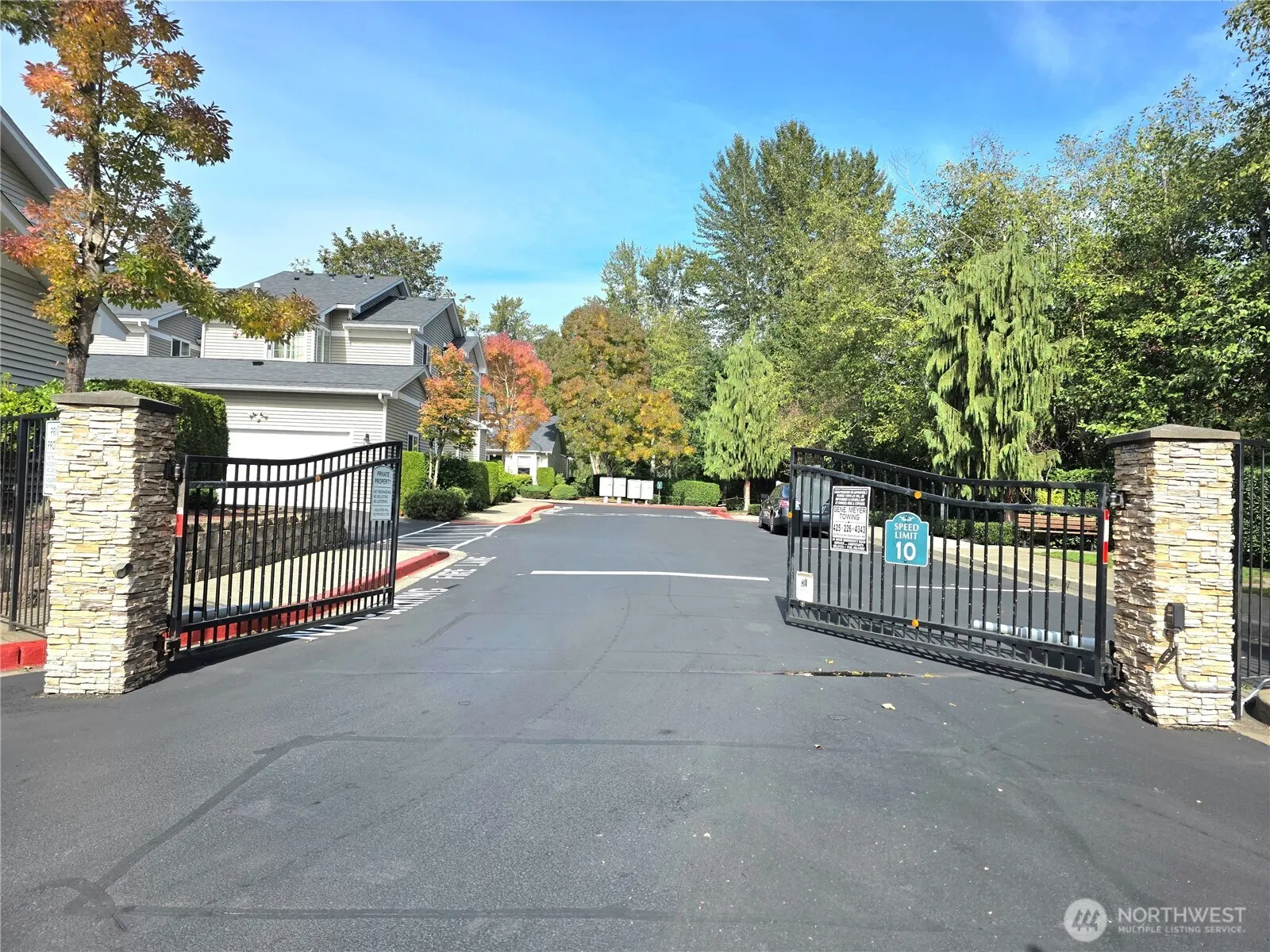 18866 108th Lane SE, Renton, WA 98055-6401