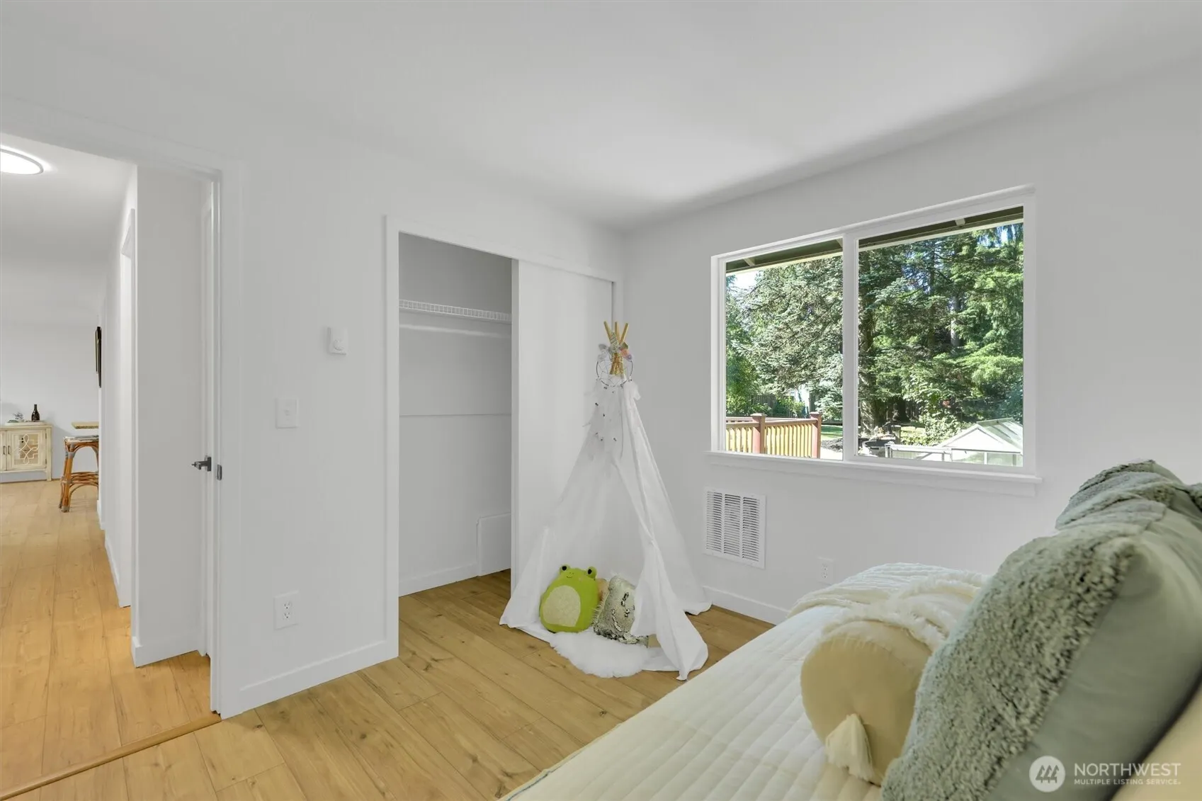 20915 W Richmond Road , Bothell, WA 98021