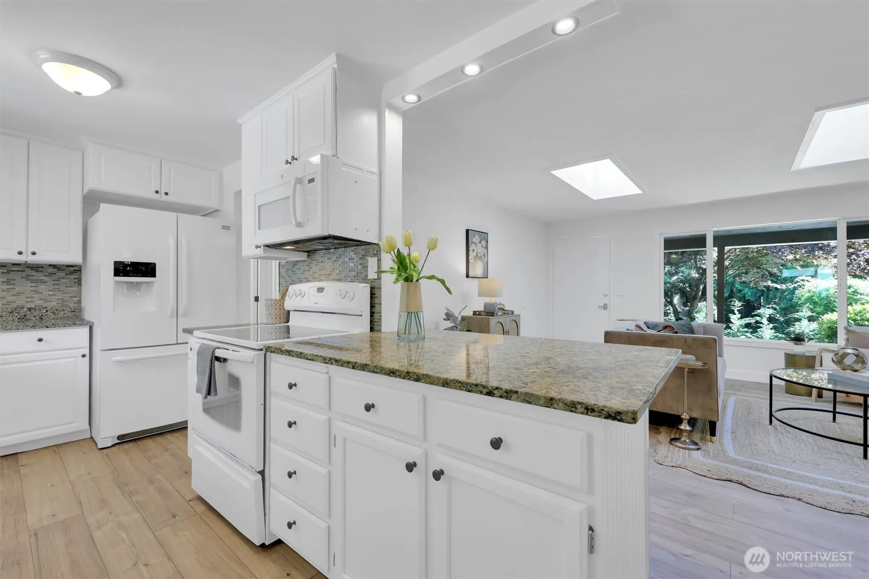20915 W Richmond Road , Bothell, WA 98021