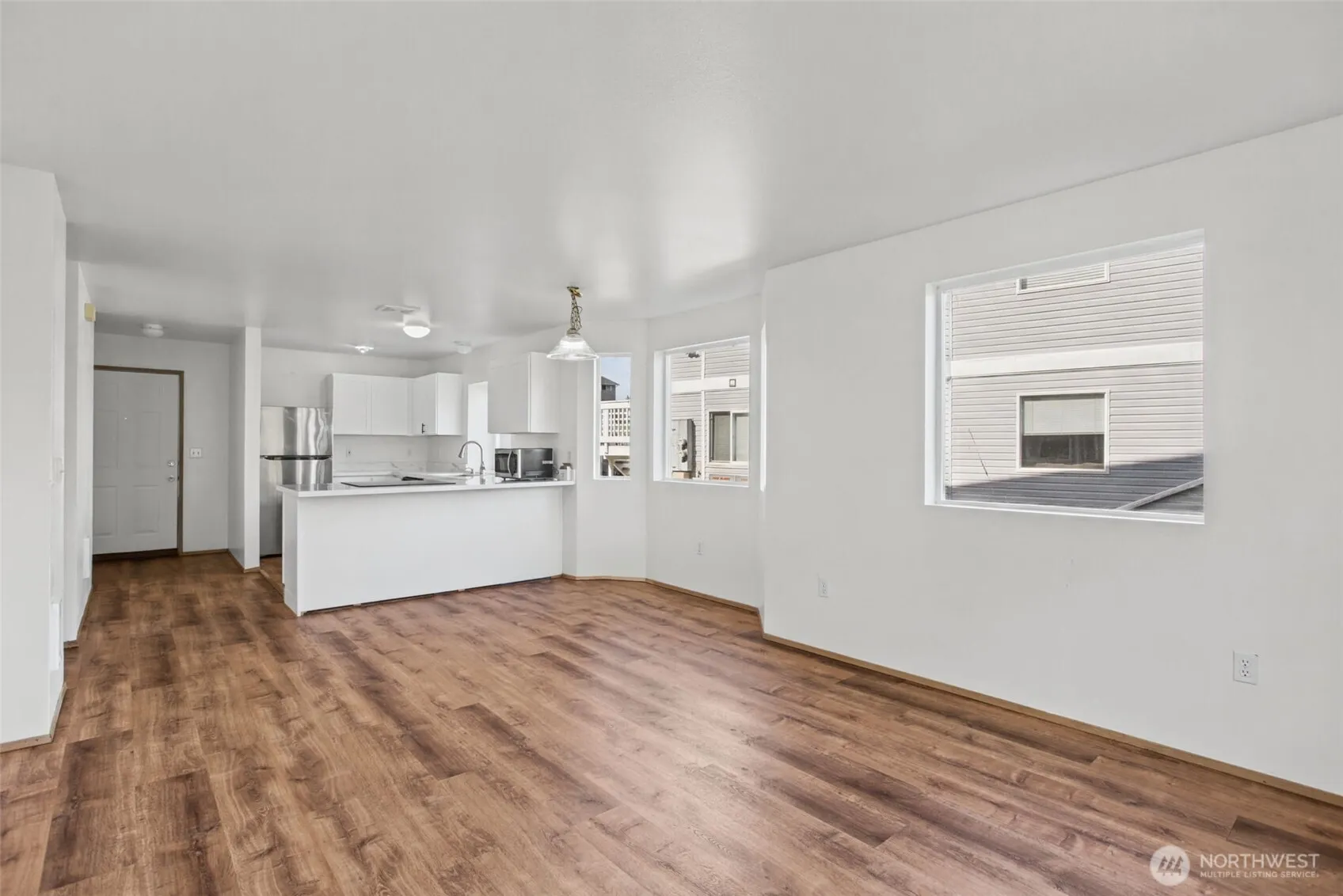12432 SE 272nd Place #B101, Kent, WA 98030