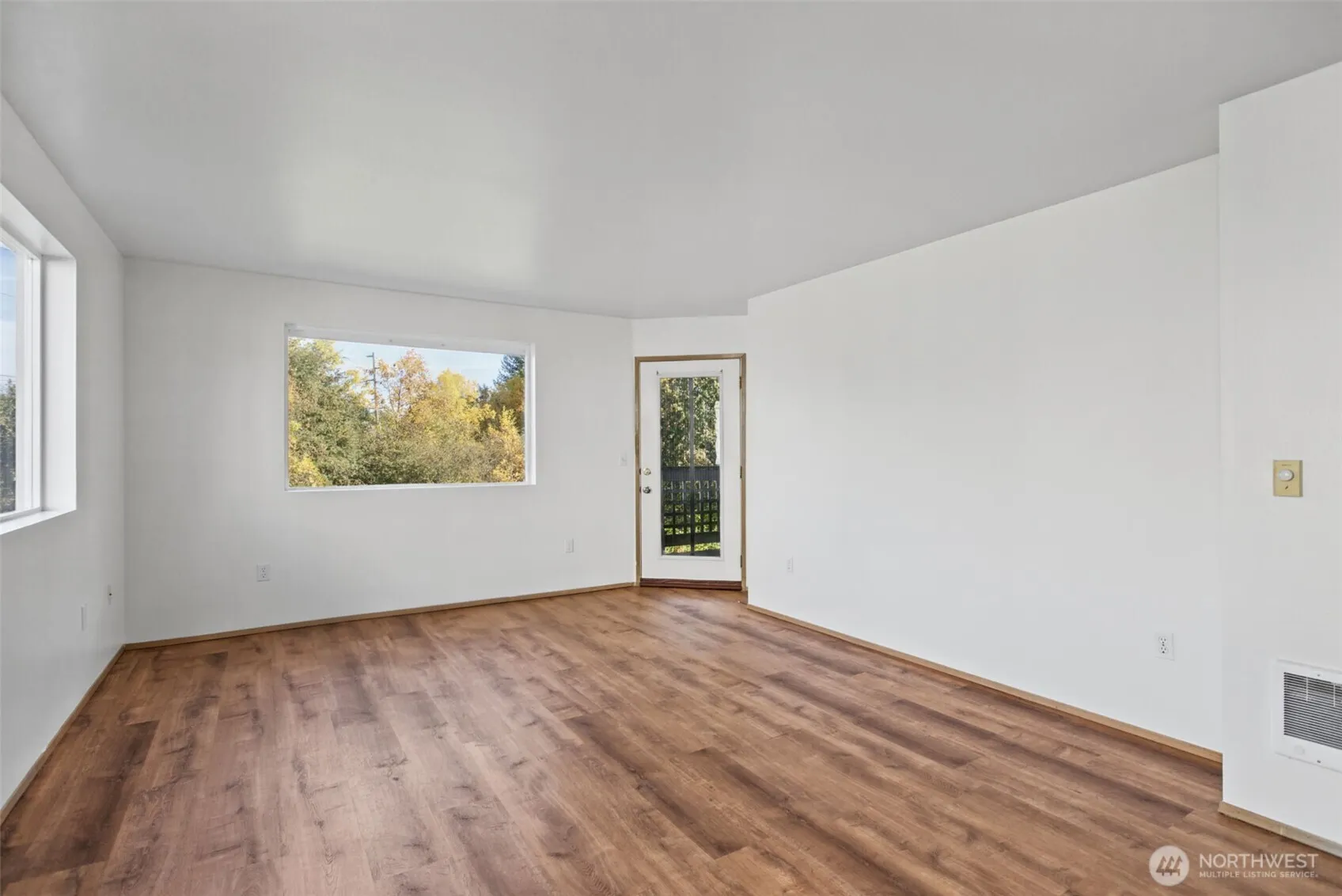 12432 SE 272nd Place #B101, Kent, WA 98030