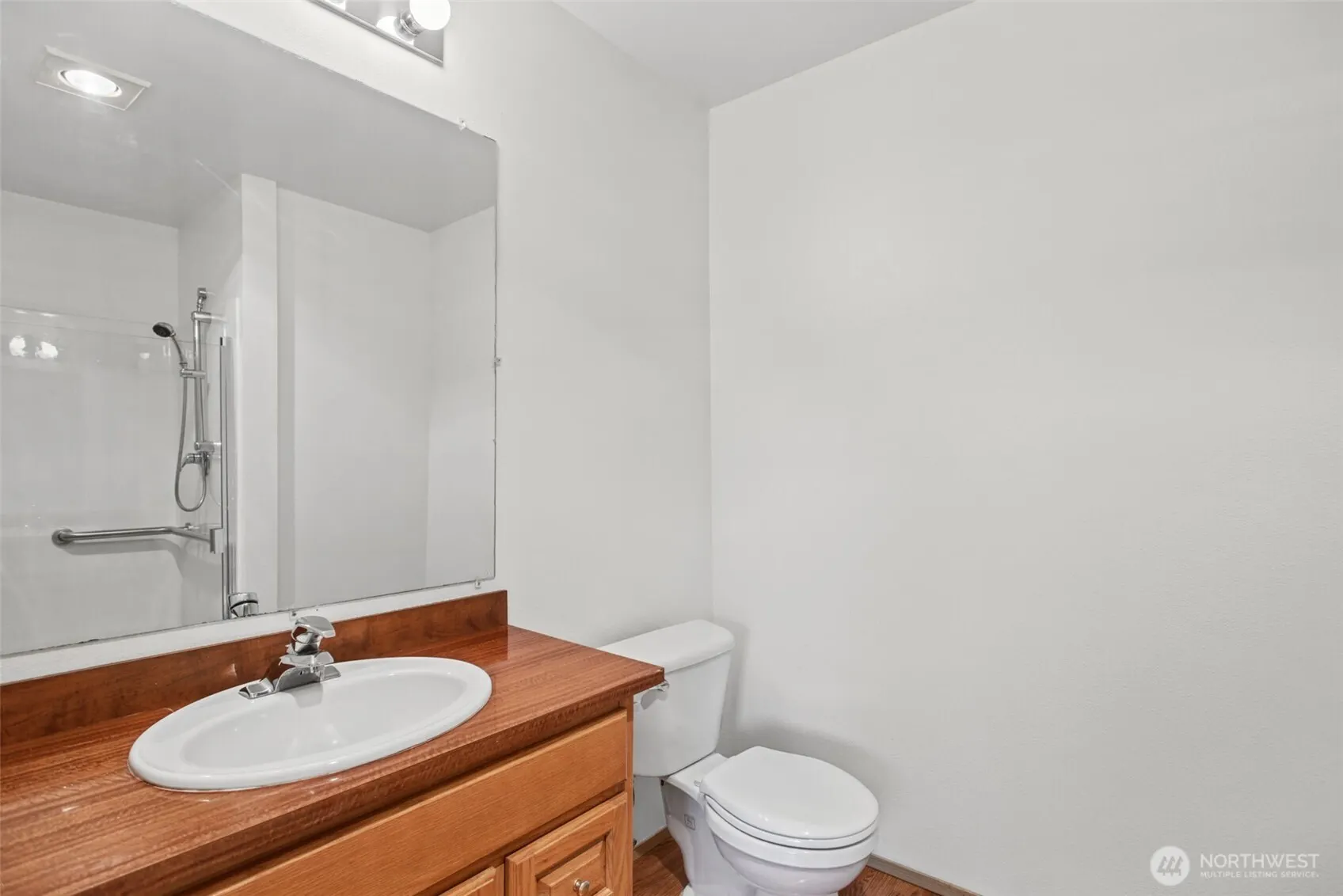 12432 SE 272nd Place #B101, Kent, WA 98030