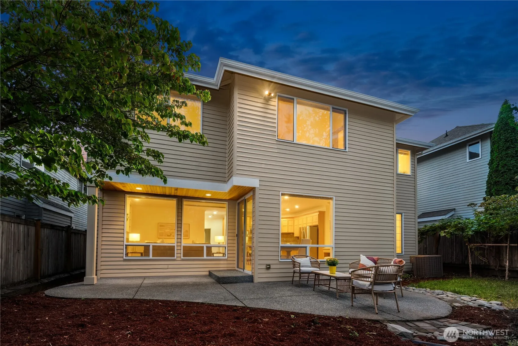 27022 SE 13th Street , Sammamish, WA 98075