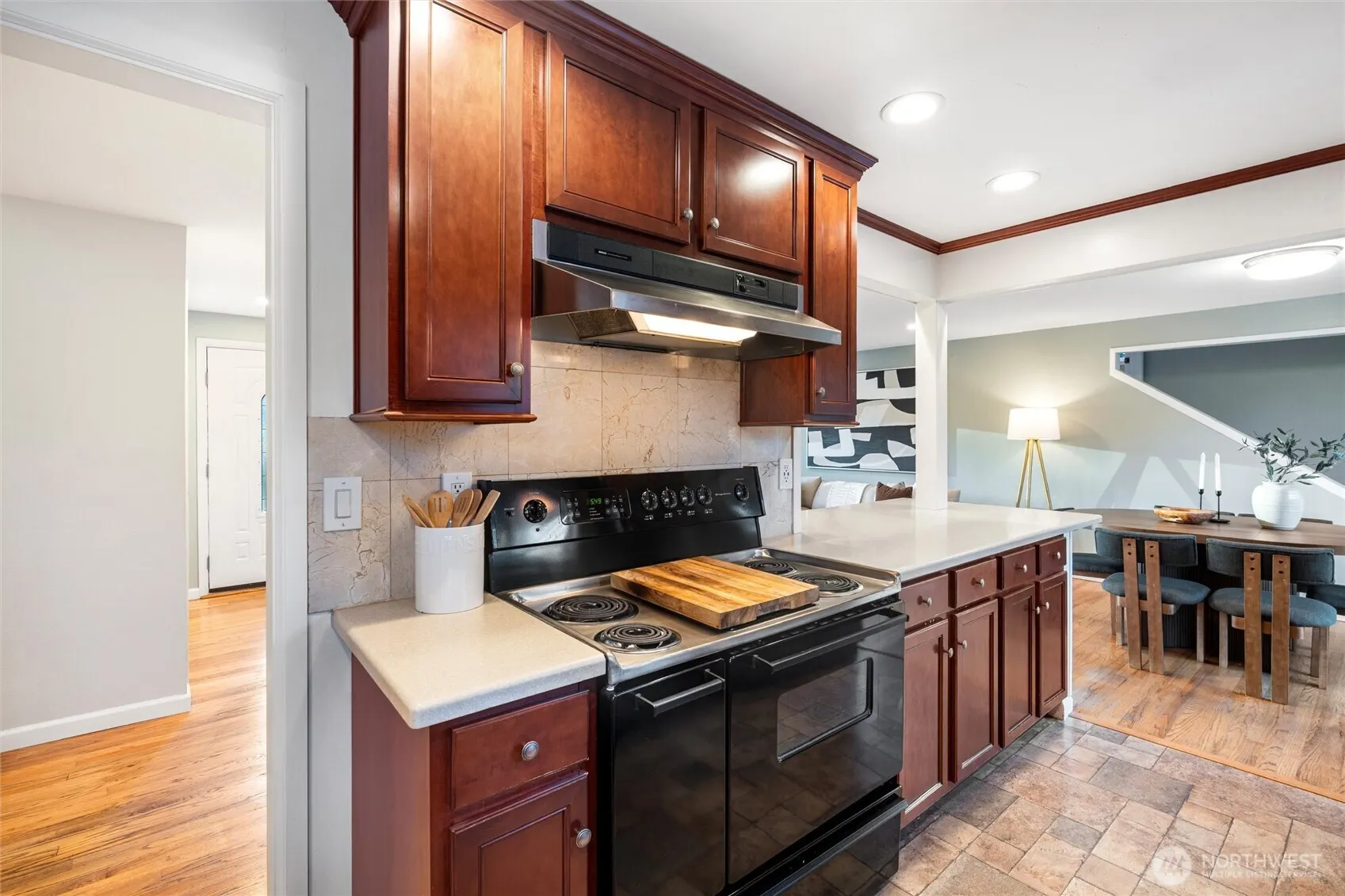 17729 64th Avenue W, Lynnwood, WA 98037