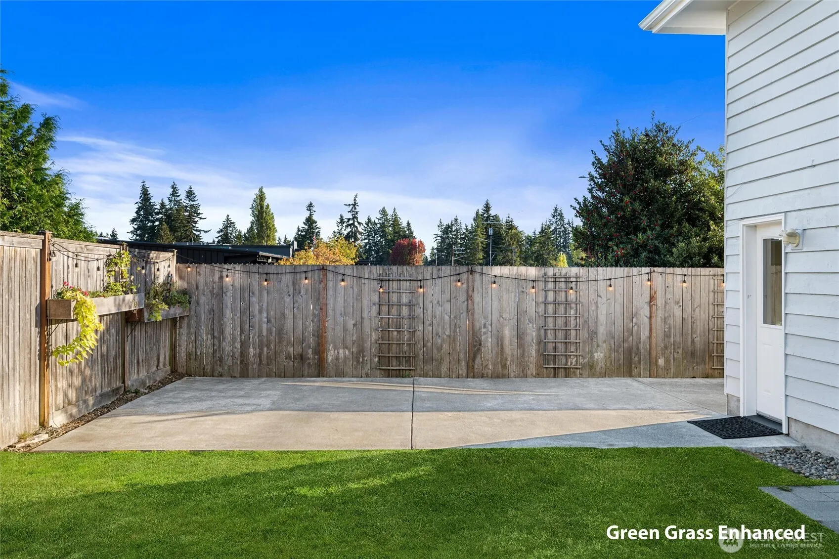 17729 64th Avenue W, Lynnwood, WA 98037