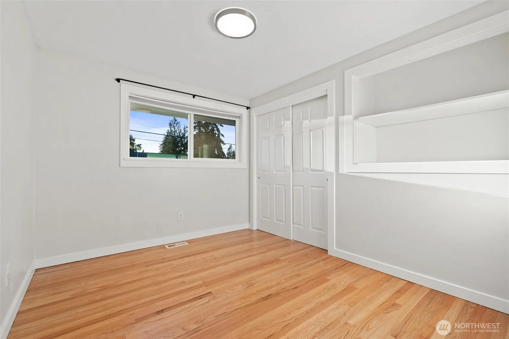 17729 64th Avenue W, Lynnwood, WA 98037