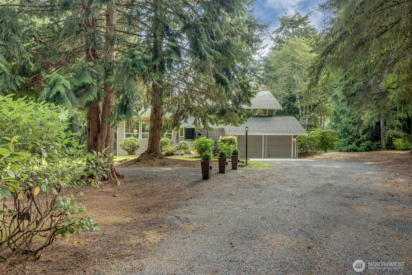 15724 168th Avenue NE, Woodinville, WA 98072