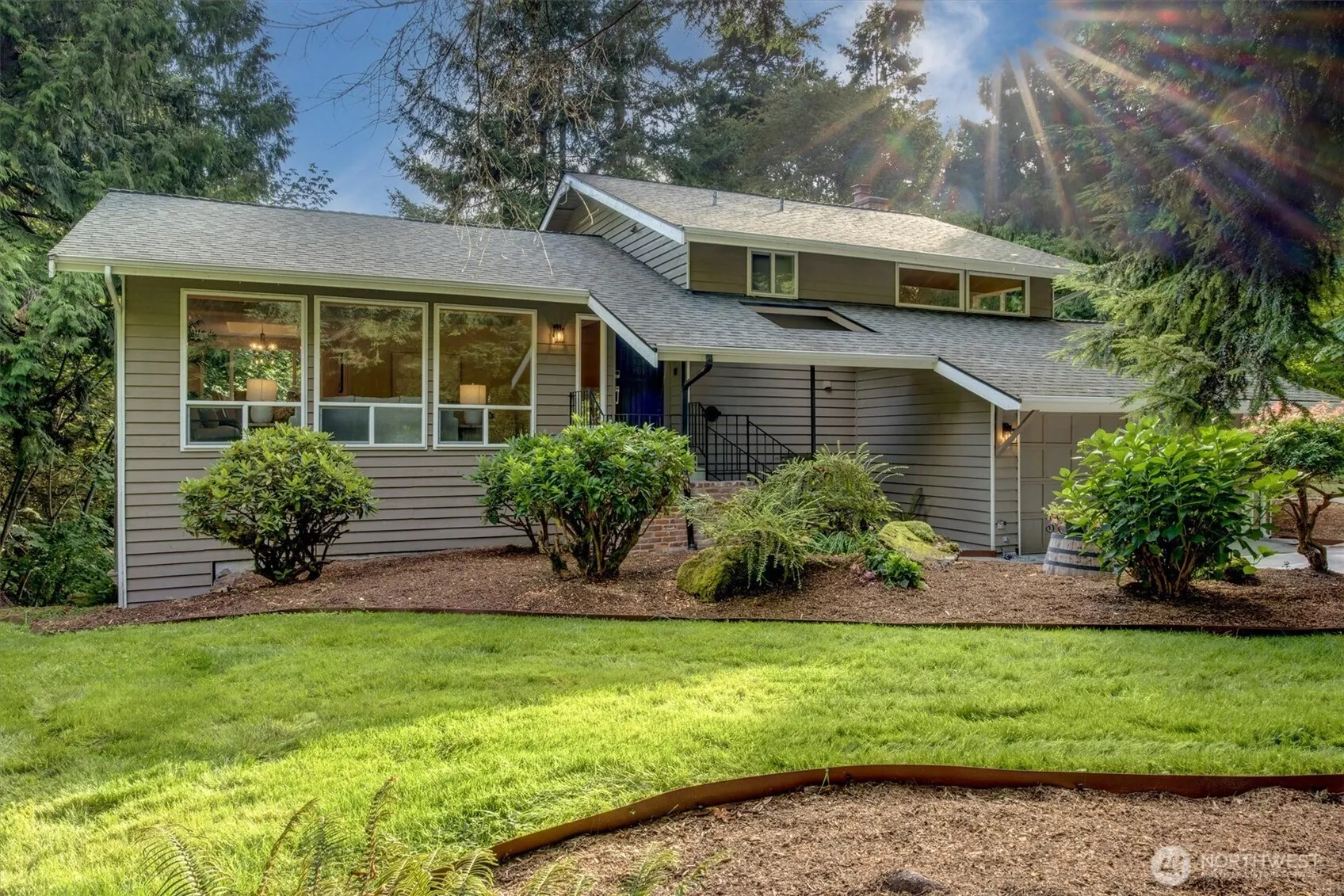 15724 168th Avenue NE, Woodinville, WA 98072