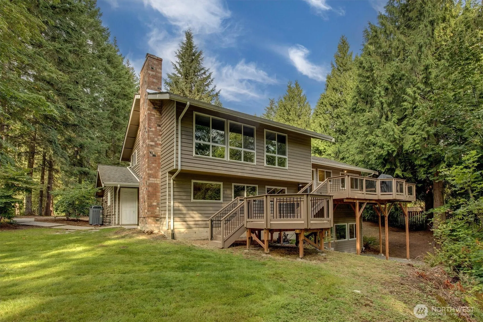 15724 168th Avenue NE, Woodinville, WA 98072