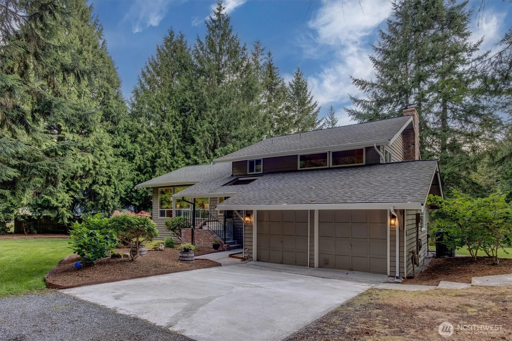 15724 168th Avenue NE, Woodinville, WA 98072