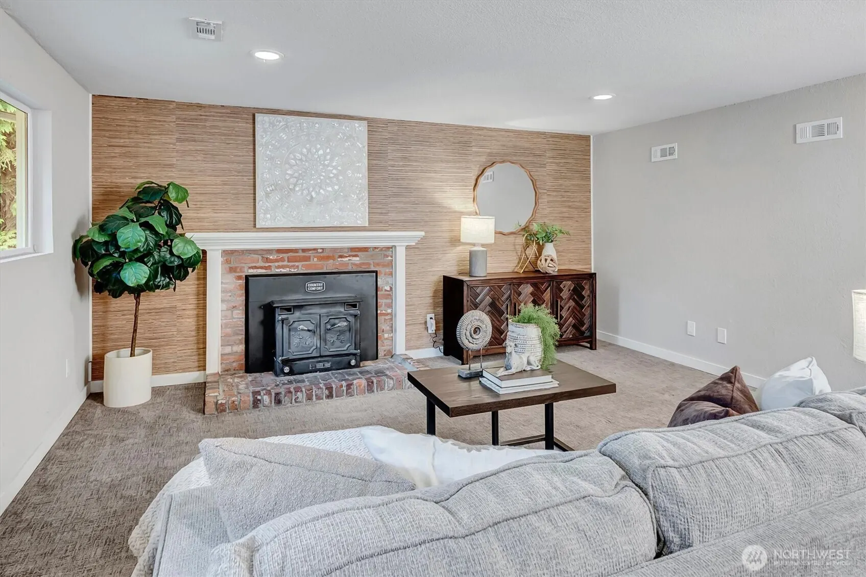 15724 168th Avenue NE, Woodinville, WA 98072