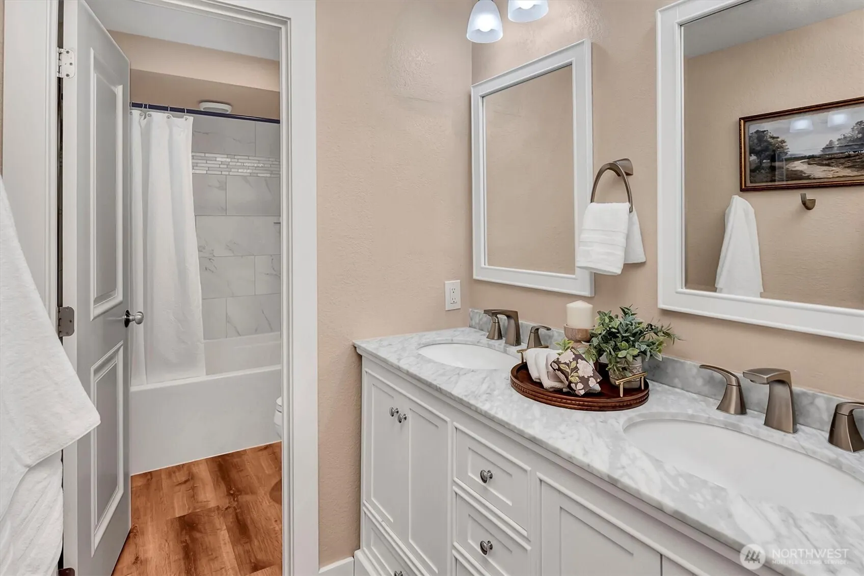 15724 168th Avenue NE, Woodinville, WA 98072