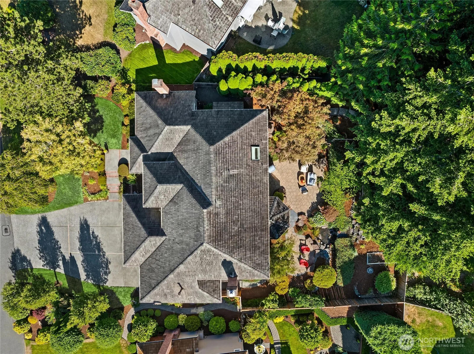 22525 SE 46th Place , Sammamish, WA 98075