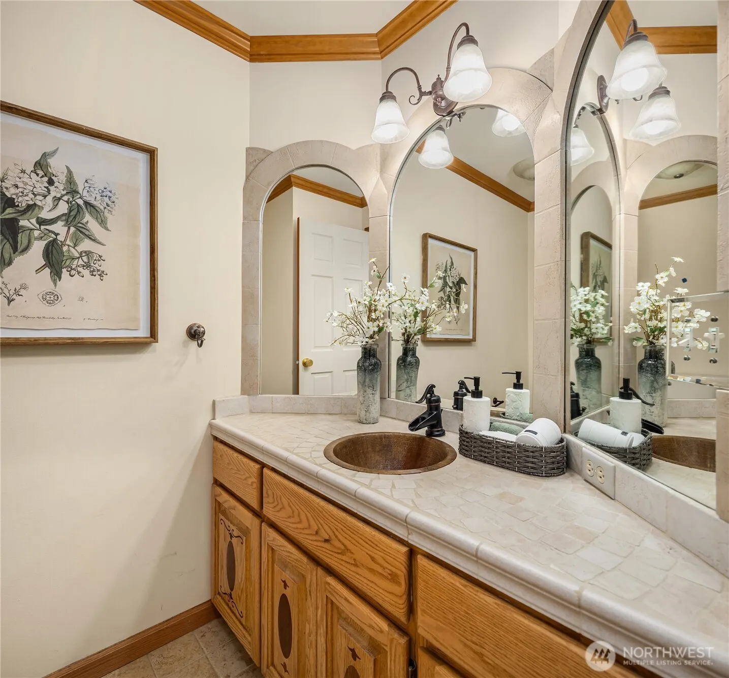 22525 SE 46th Place , Sammamish, WA 98075