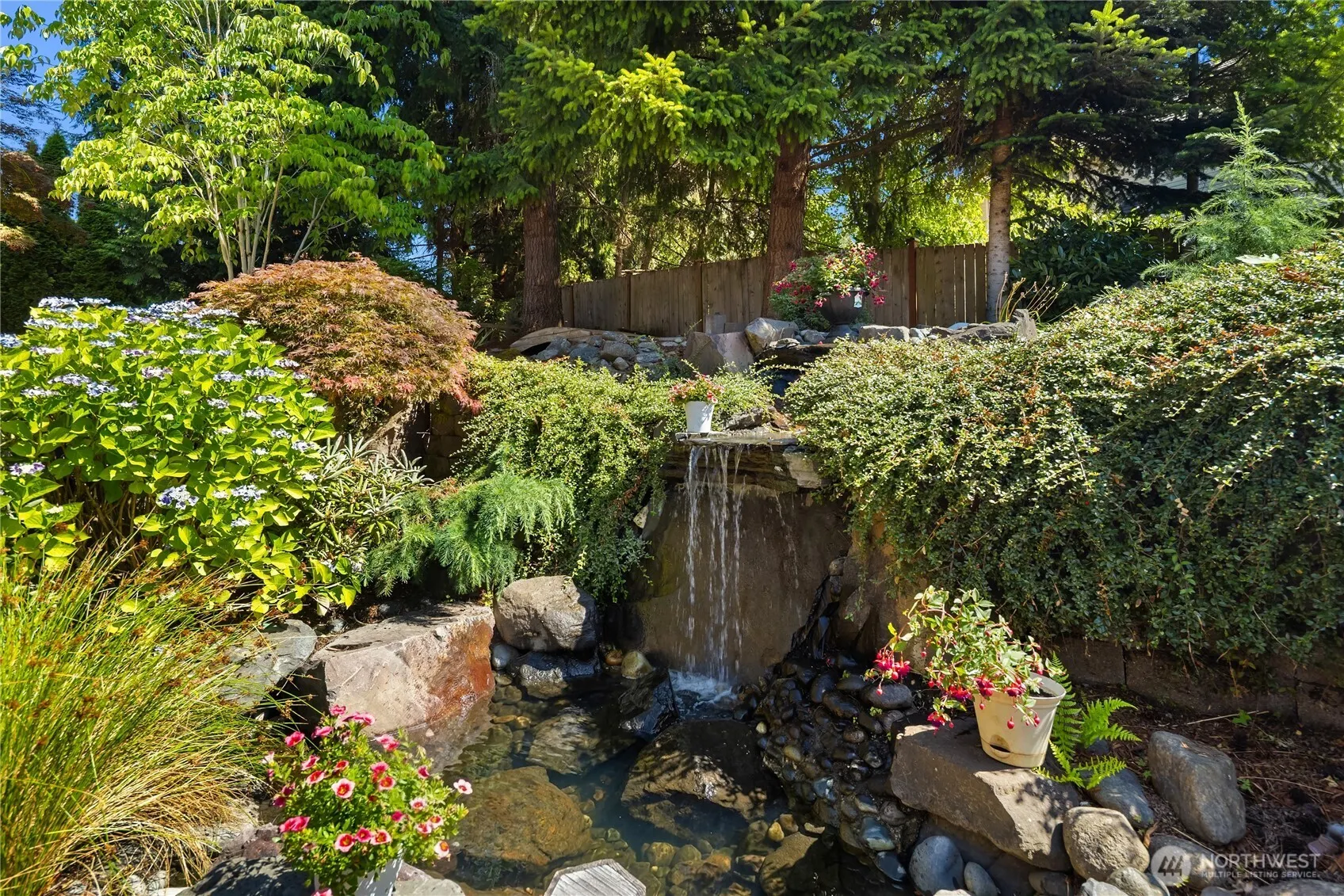 22525 SE 46th Place , Sammamish, WA 98075