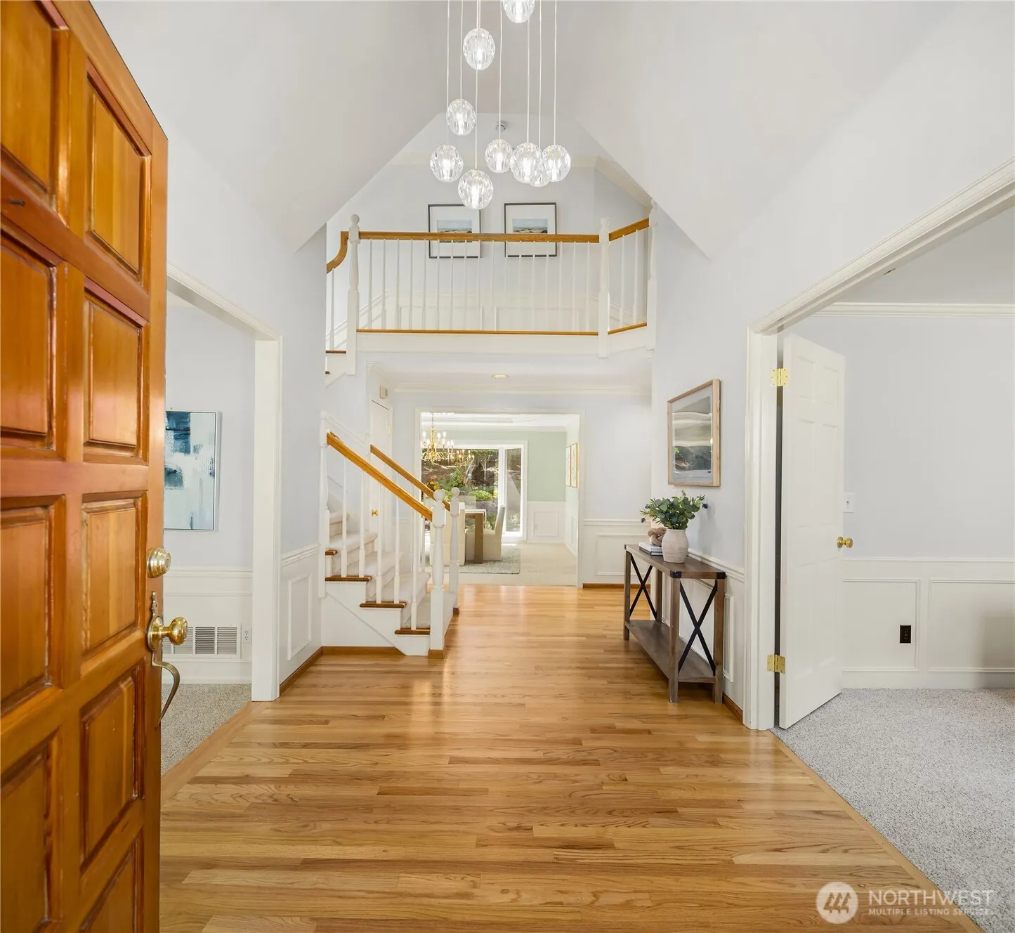 22525 SE 46th Place , Sammamish, WA 98075