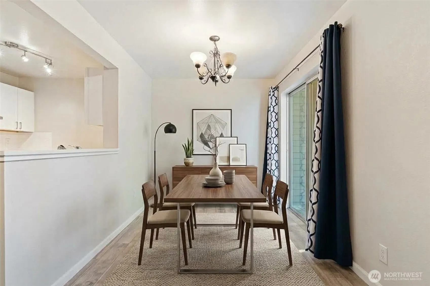 15415 35th Avenue W #F105, Lynnwood, WA 98087