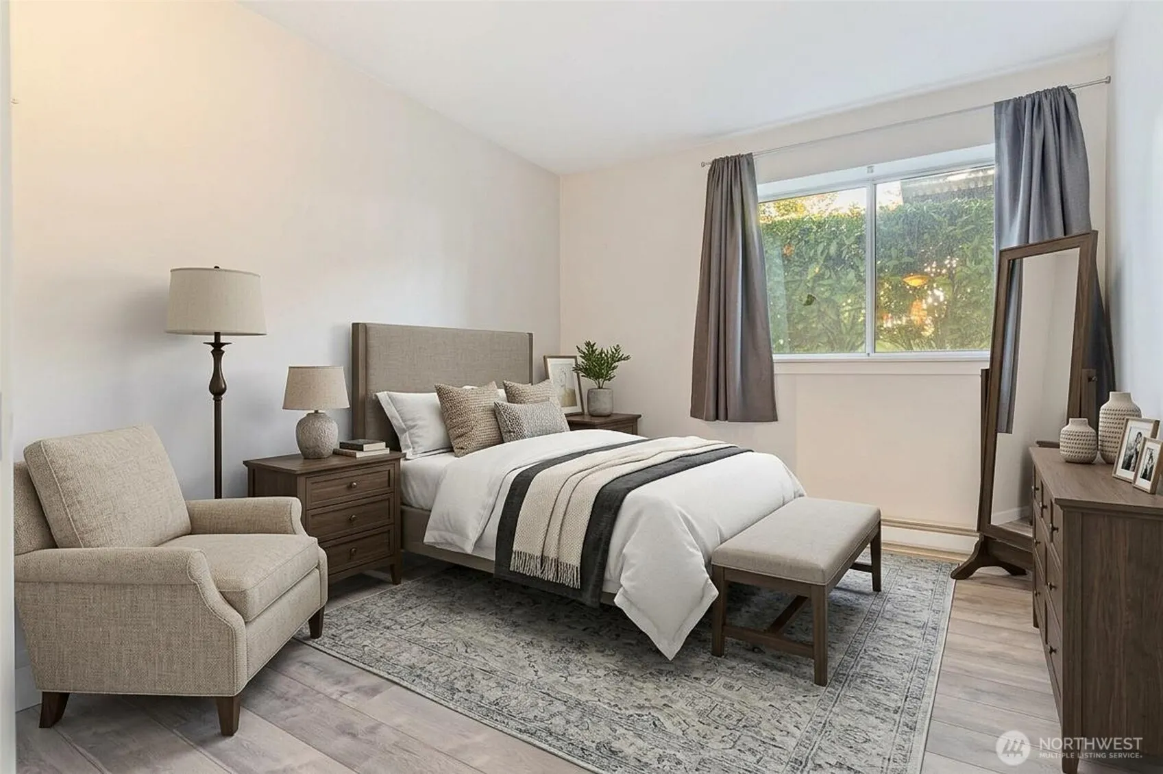 15415 35th Avenue W #F105, Lynnwood, WA 98087