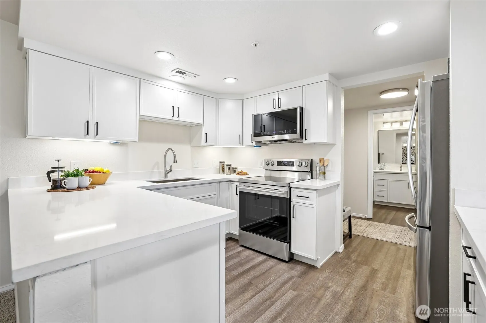 3935 226th Place SE #207, Issaquah, WA 98029