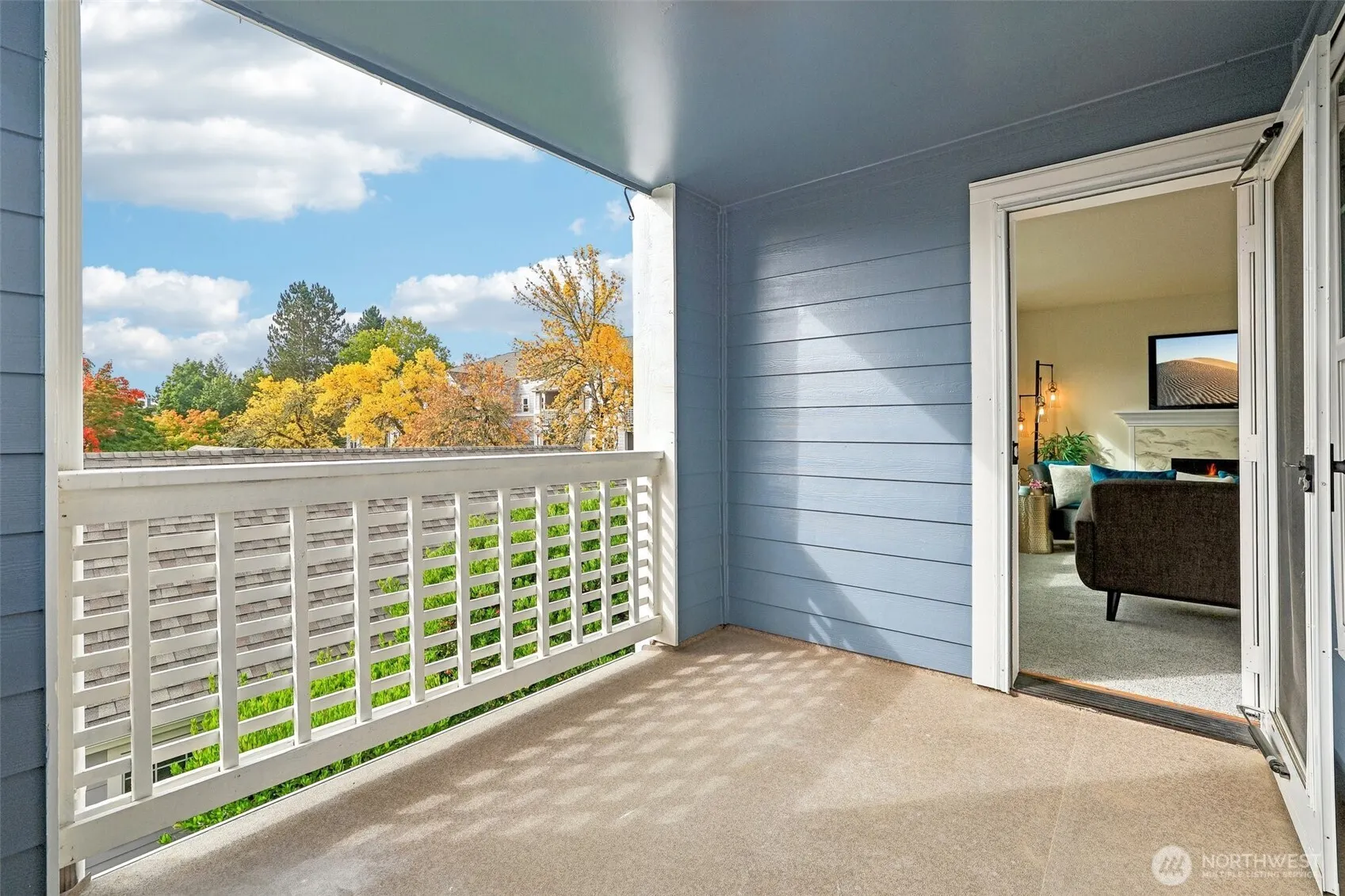 3935 226th Place SE #207, Issaquah, WA 98029