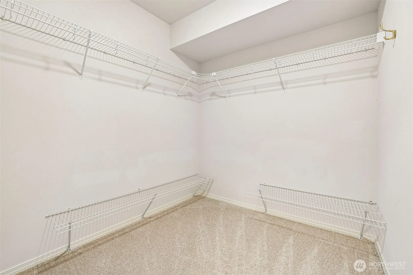 22535 SE Highland Circle #302, Issaquah, WA 98029