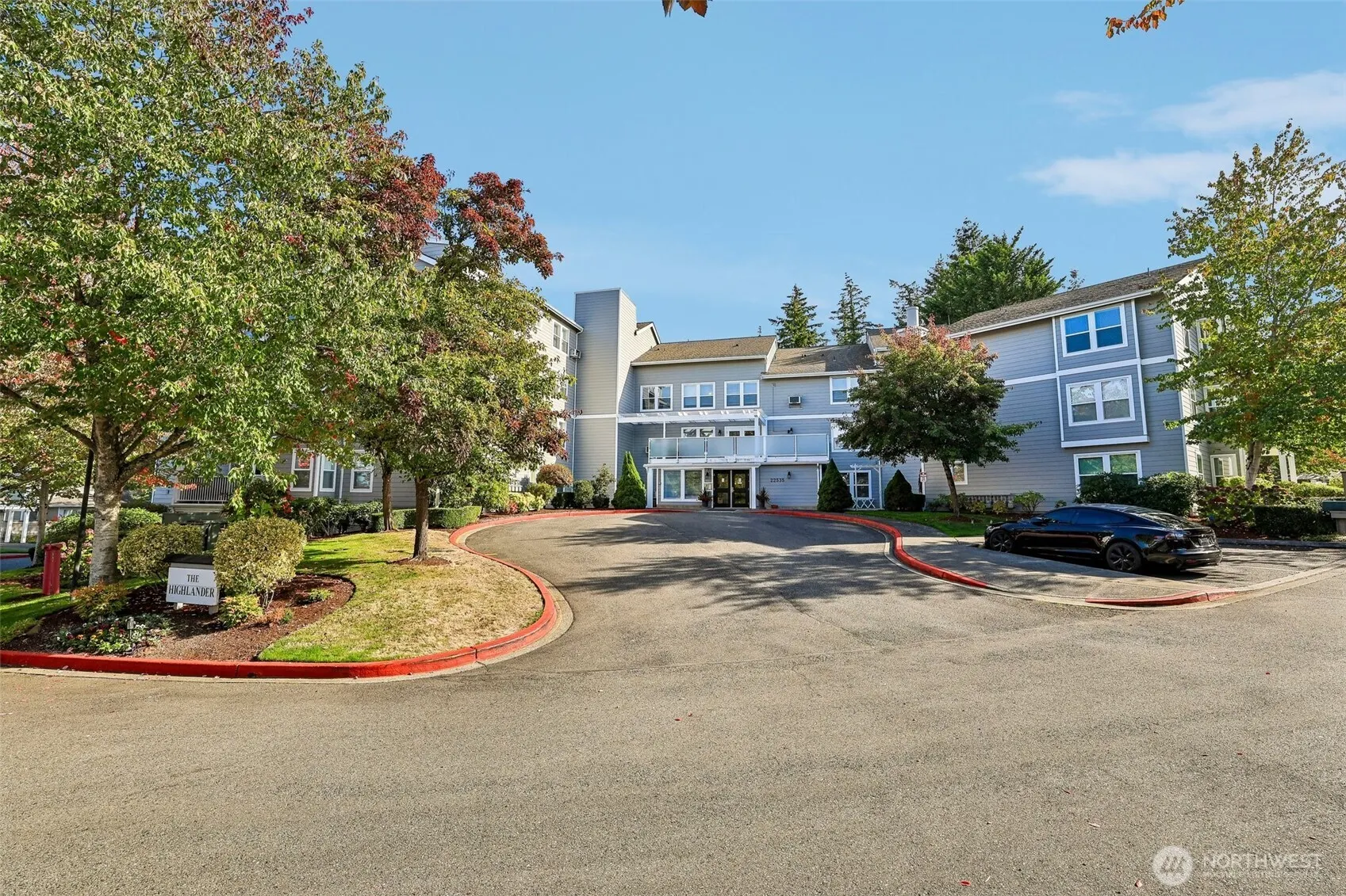22535 SE Highland Circle #302, Issaquah, WA 98029