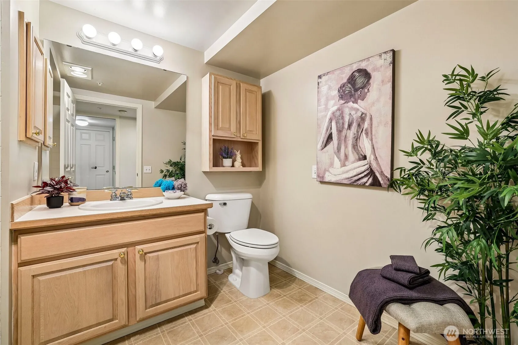 22535 SE Highland Circle #302, Issaquah, WA 98029