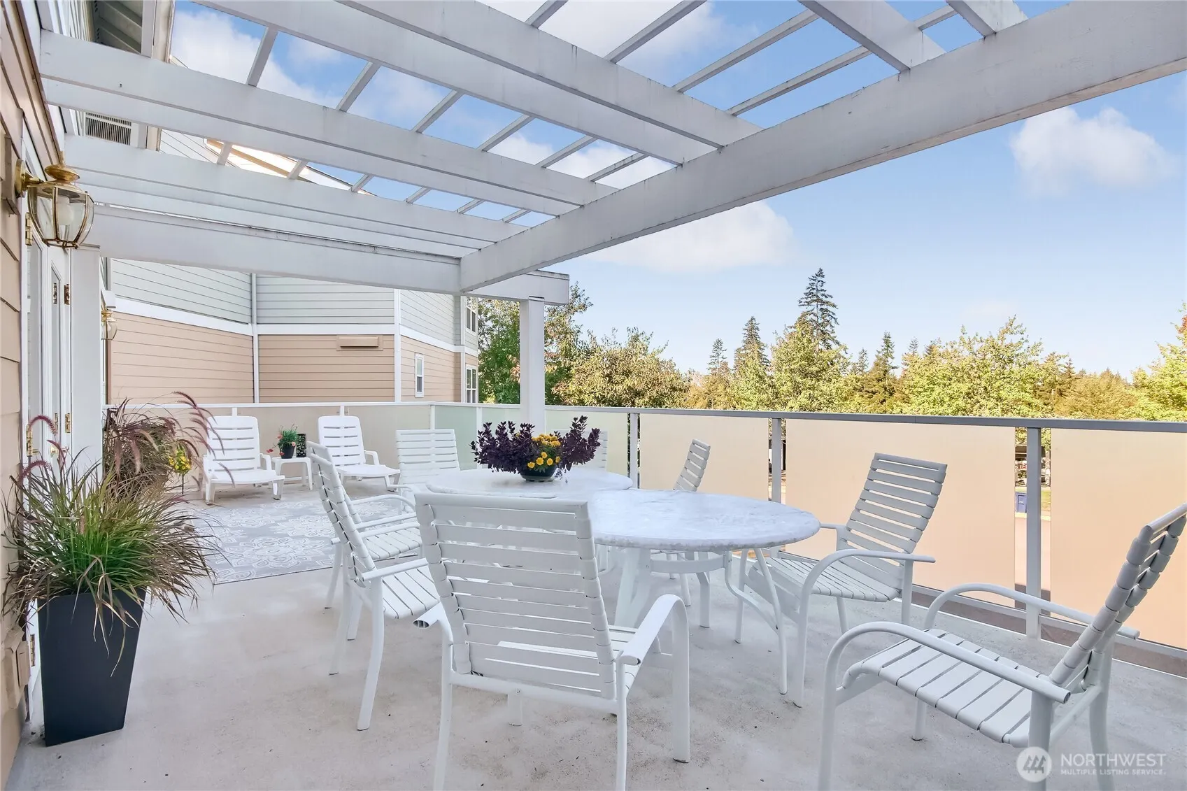 22535 SE Highland Circle #302, Issaquah, WA 98029