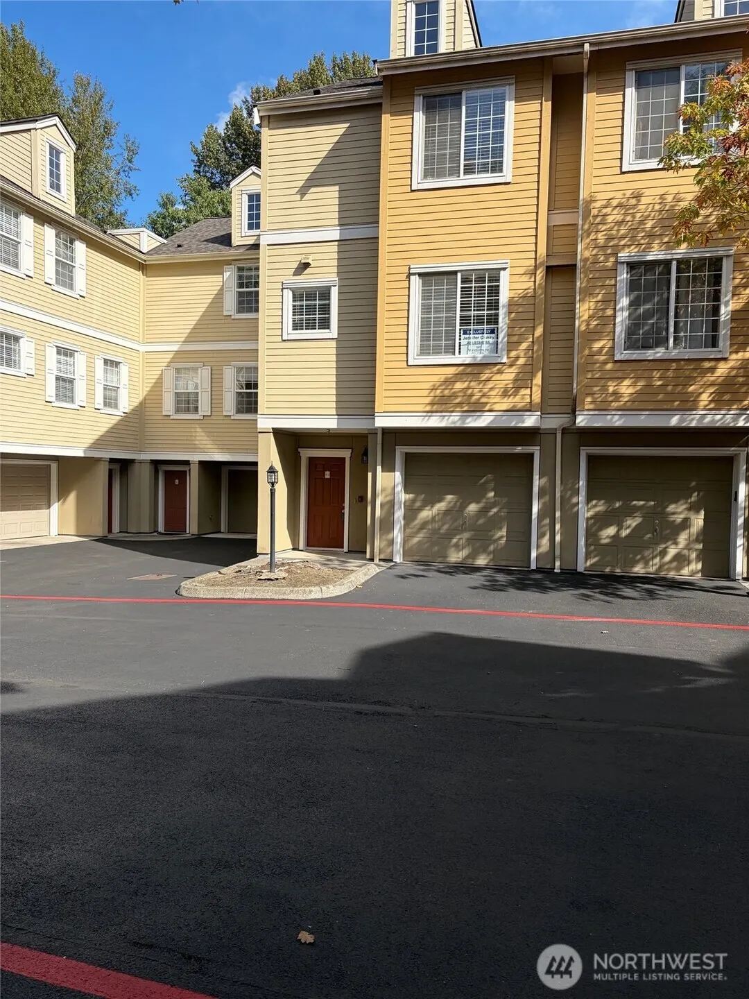1800 NE 40th Street #F3, Renton, WA 98056-2074