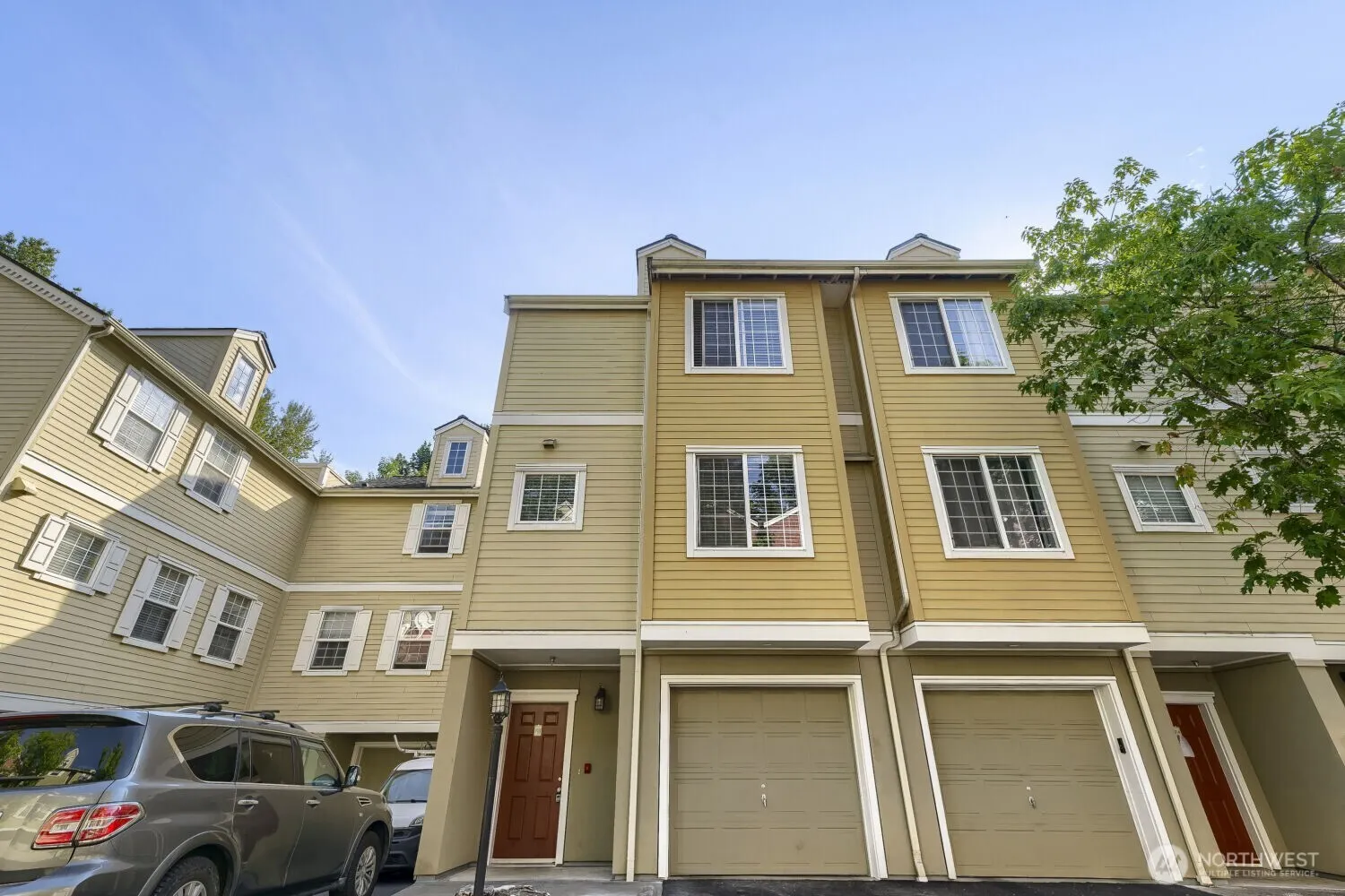 1800 NE 40th Street #F3, Renton, WA 98056-2074
