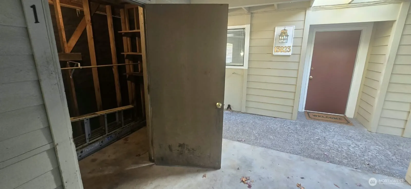 13821 SE Allen Road #B, Bellevue, WA 98006