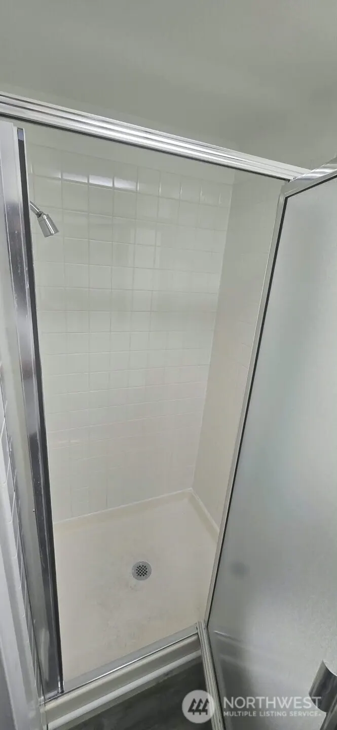 13821 SE Allen Road #B, Bellevue, WA 98006