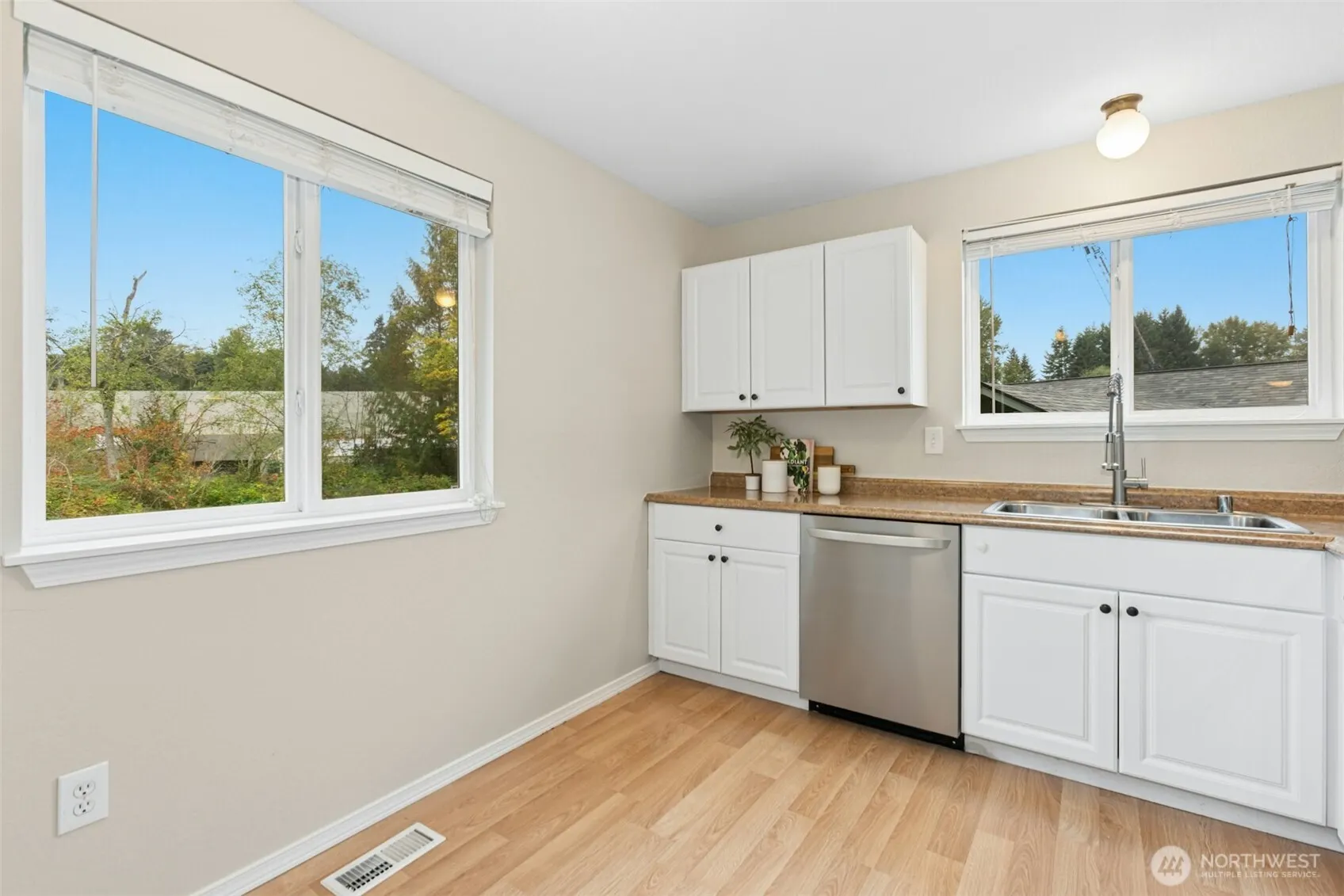1808 225th Street SE, Bothell, WA 98021