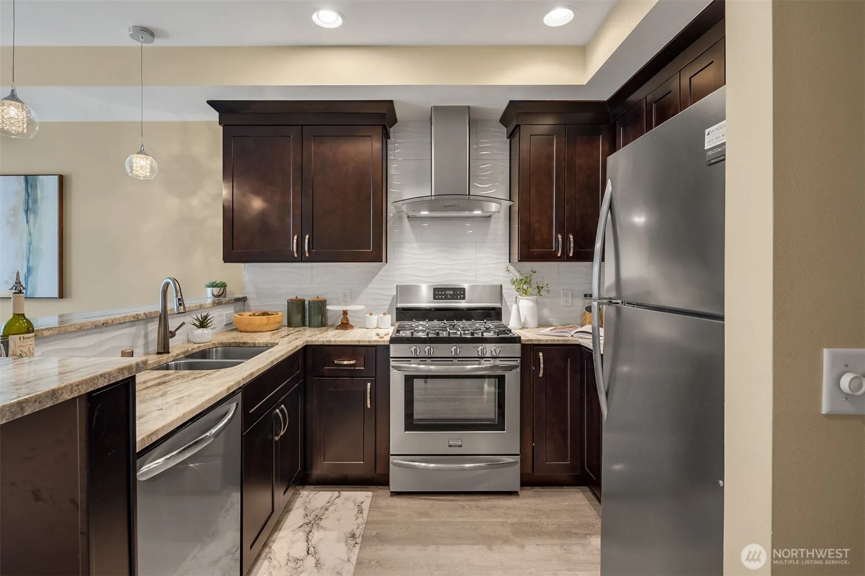 10047 Main Street #305, Bellevue, WA 98004