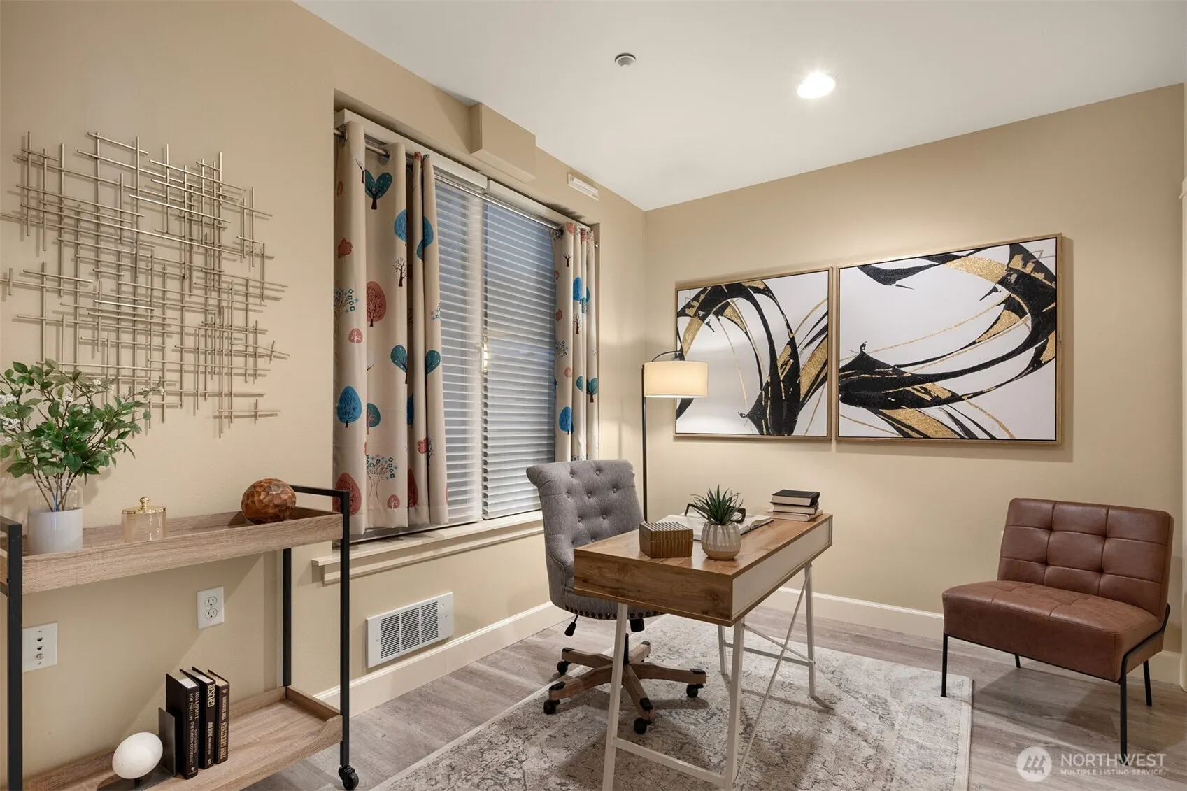 10047 Main Street #305, Bellevue, WA 98004