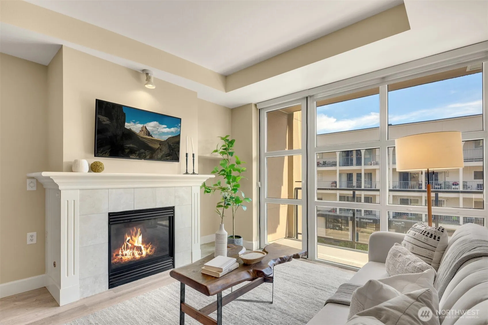 10047 Main Street #305, Bellevue, WA 98004
