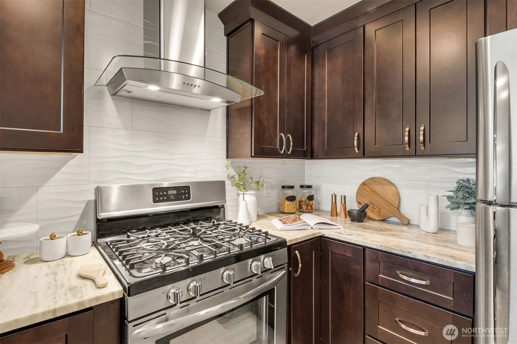 10047 Main Street #305, Bellevue, WA 98004