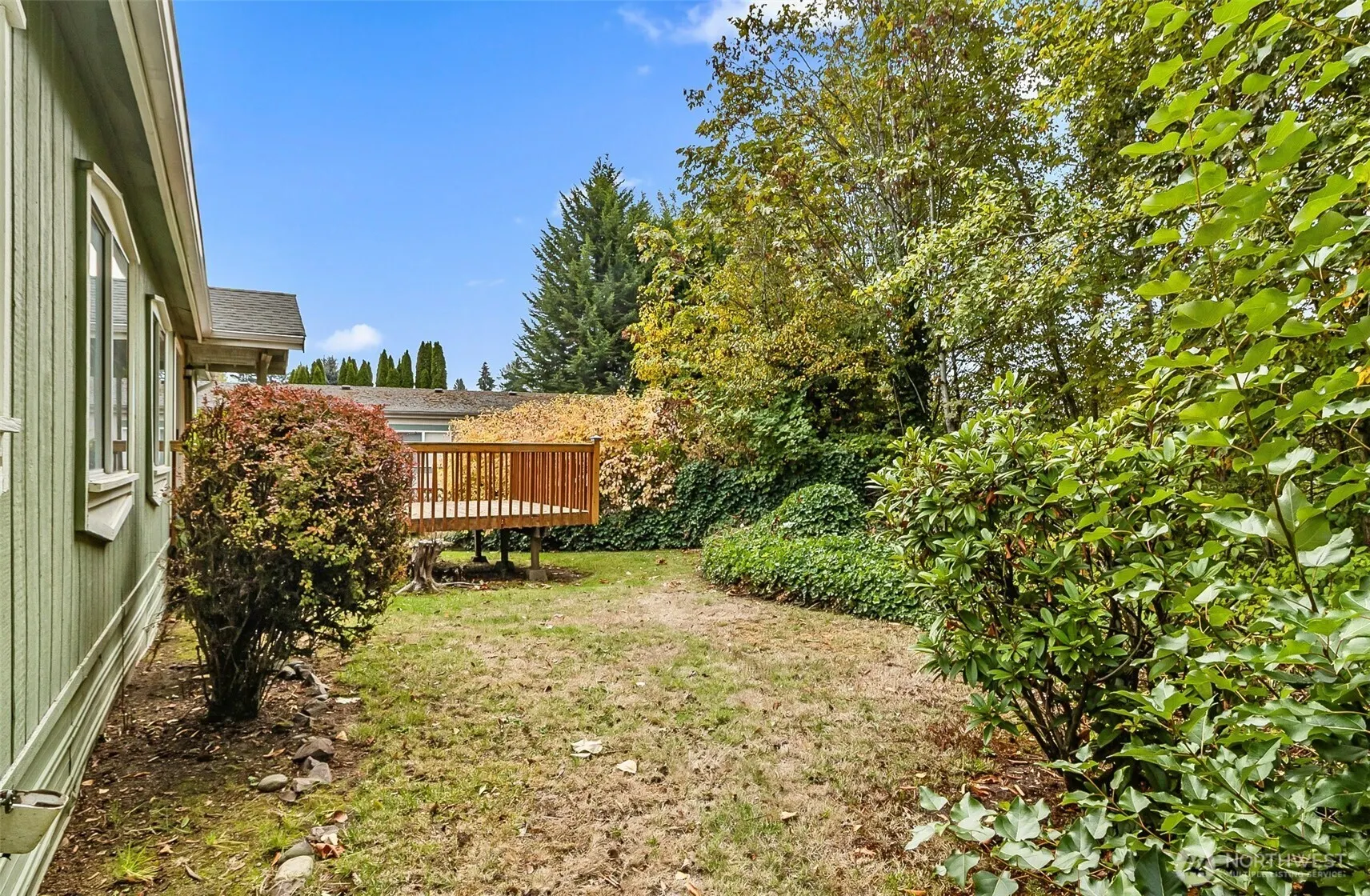 12500 NE 197th Court , Bothell, WA 98011-7622