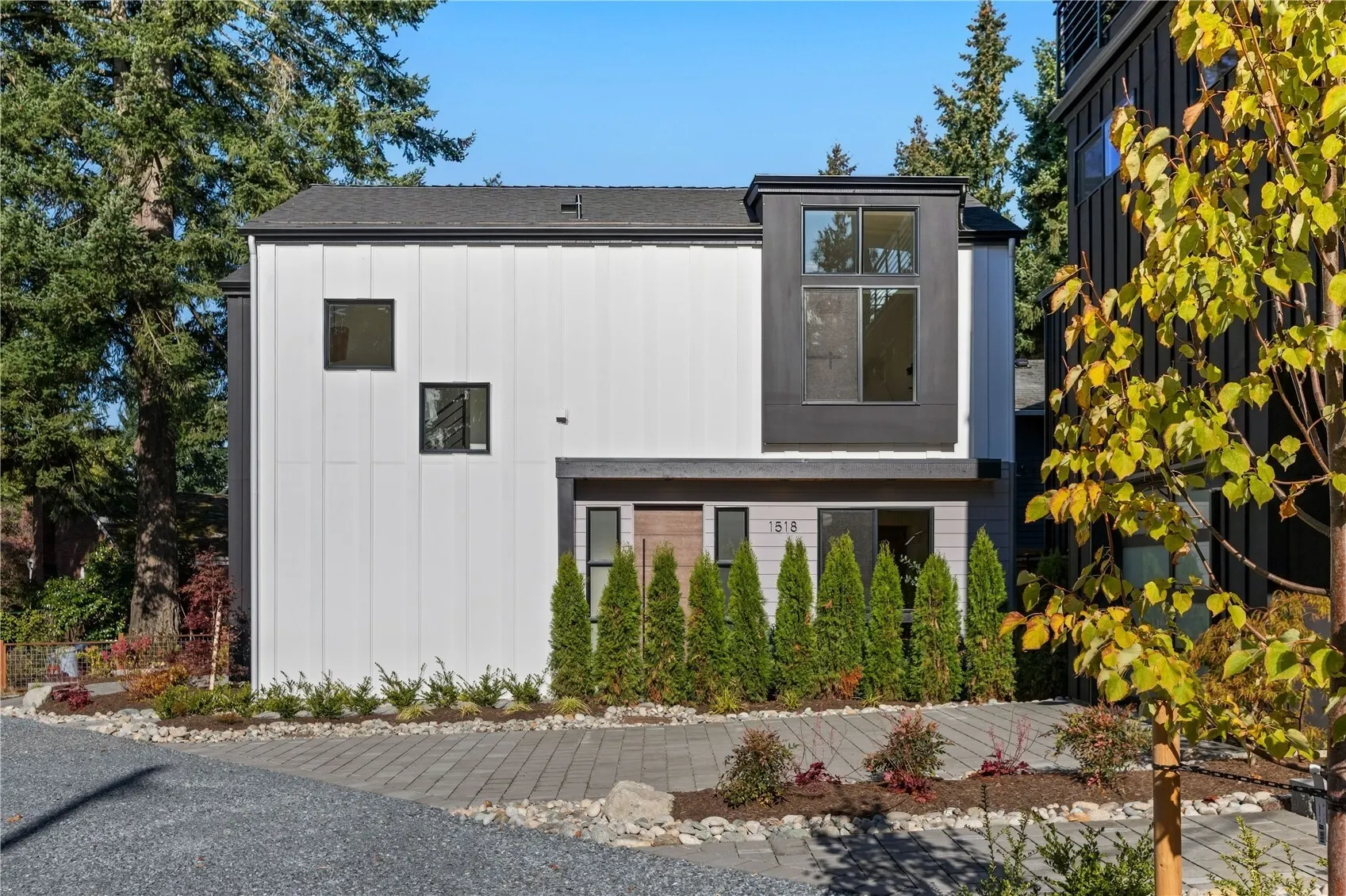 1518 NE 113th Street , Seattle, WA 98125