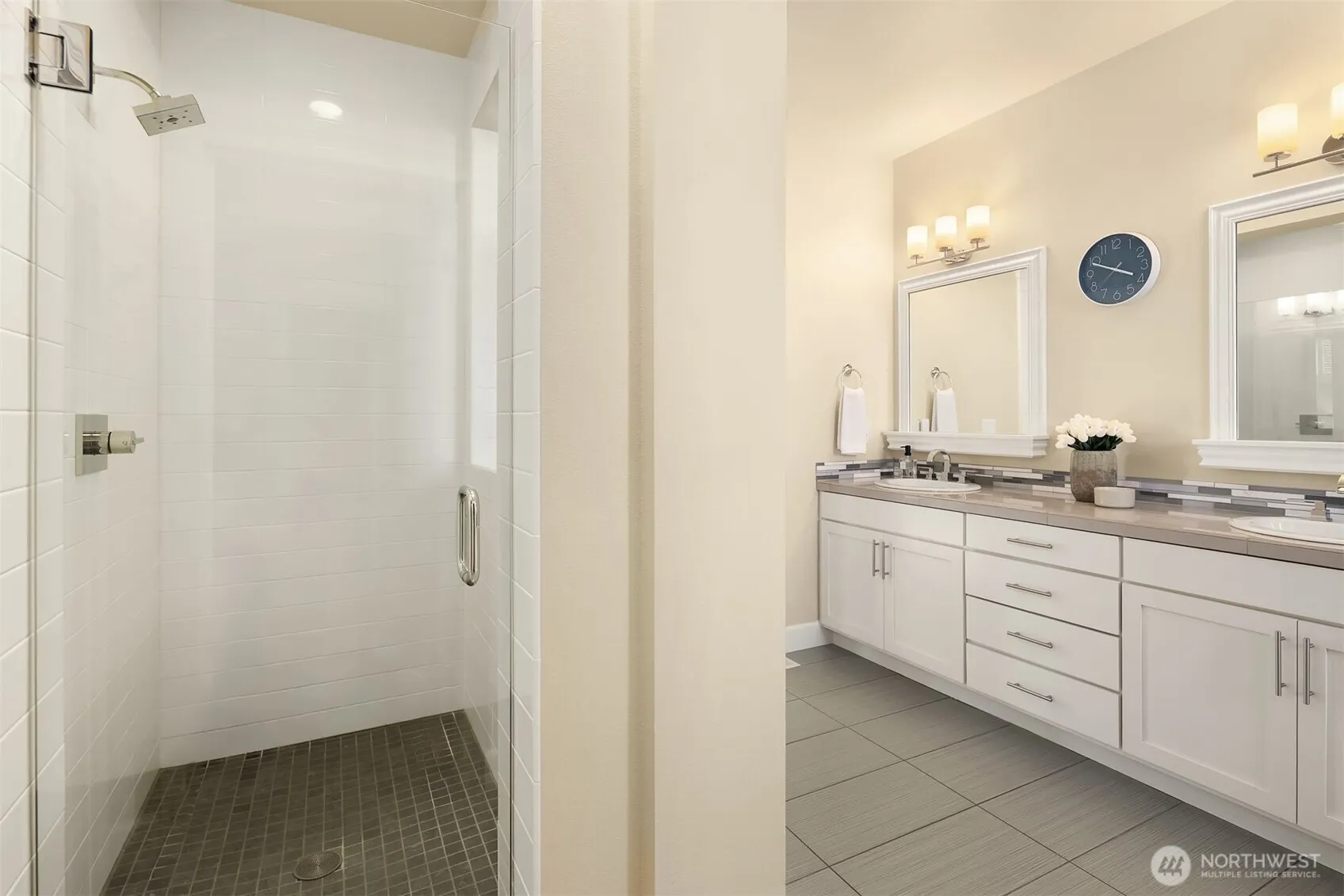 10805 NE 190th Place , Bothell, WA 98011